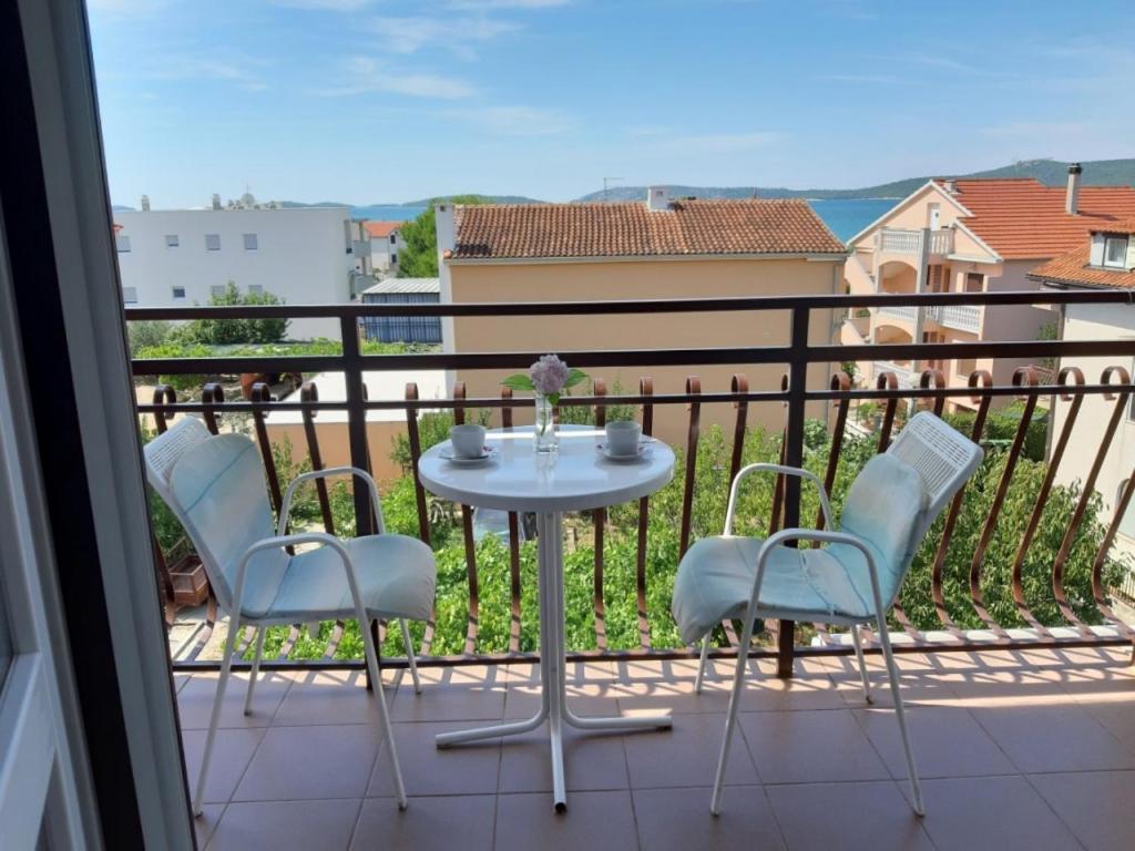 Guesthouse Brodarica Σίμπενικ Εξωτερικό φωτογραφία
